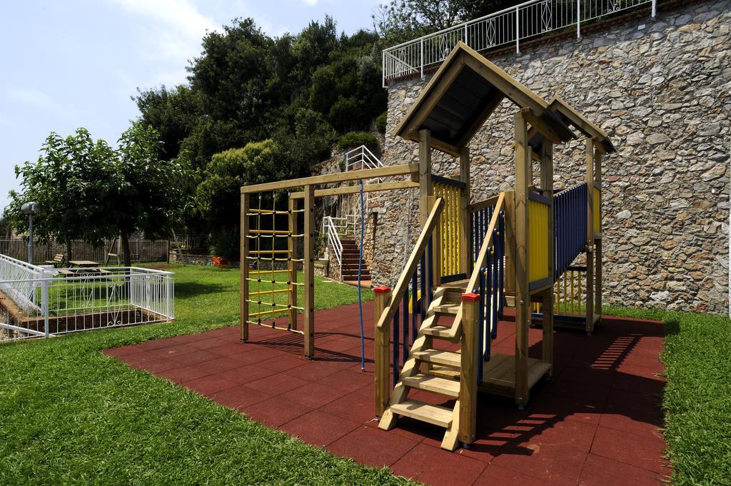 Residence Sant'Anna Pietra Ligure Luaran gambar
