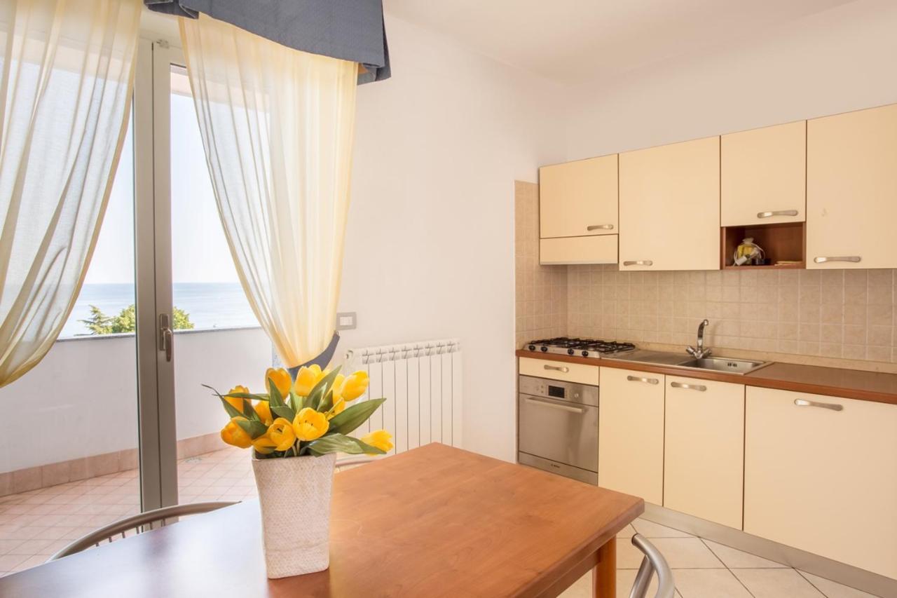 Residence Sant'Anna Pietra Ligure Luaran gambar